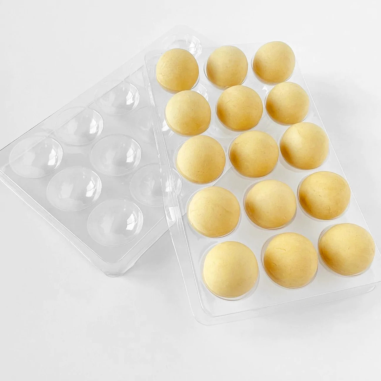 Cake pop resting tray